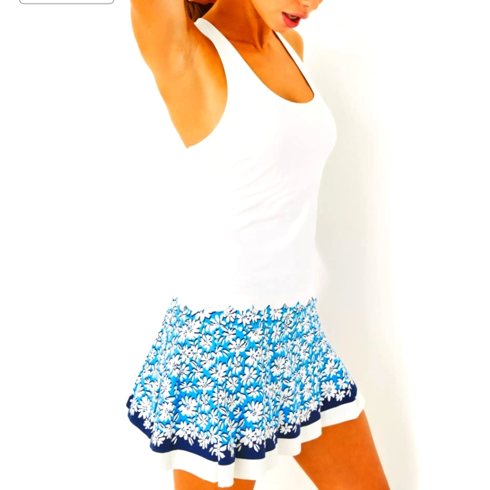 Lilly Pulitzer UPF 50+ Luxletic Claralee Scallop Bra Tank Top
